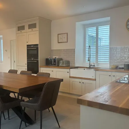 Holiday home 440 - Clifden
